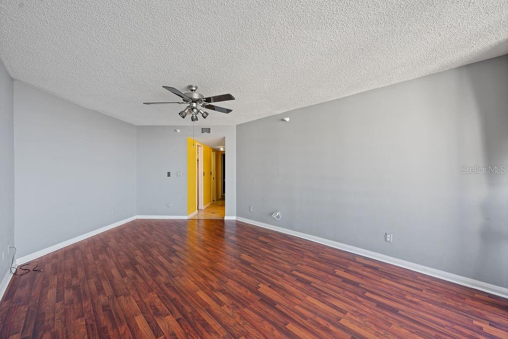 5940 PELICAN BAY PLZ S #1102, GULFPORT, FL, 33707