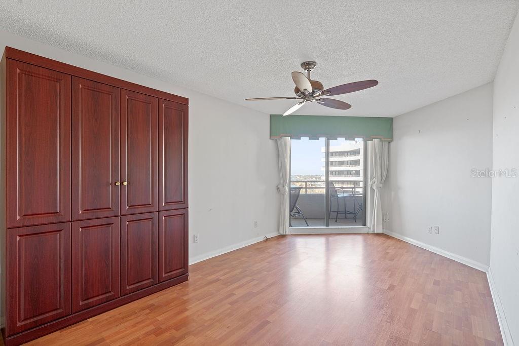 5940 PELICAN BAY PLZ S #1102, GULFPORT, FL, 33707