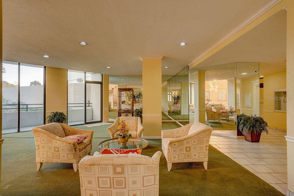 5940 PELICAN BAY PLZ S #1102, GULFPORT, FL, 33707