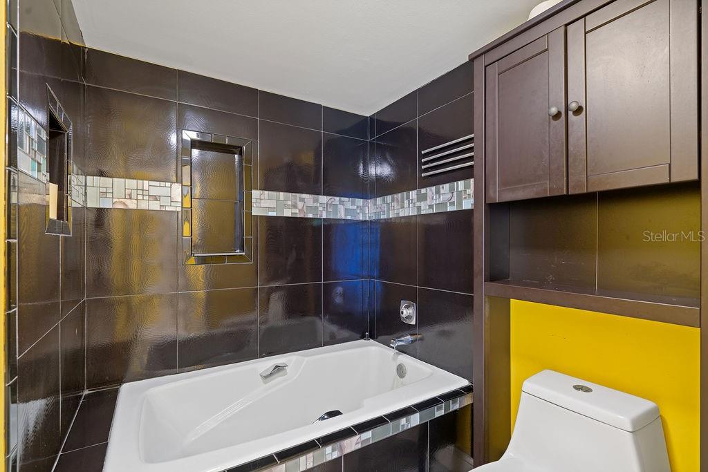 5940 PELICAN BAY PLZ S #1102, GULFPORT, FL, 33707