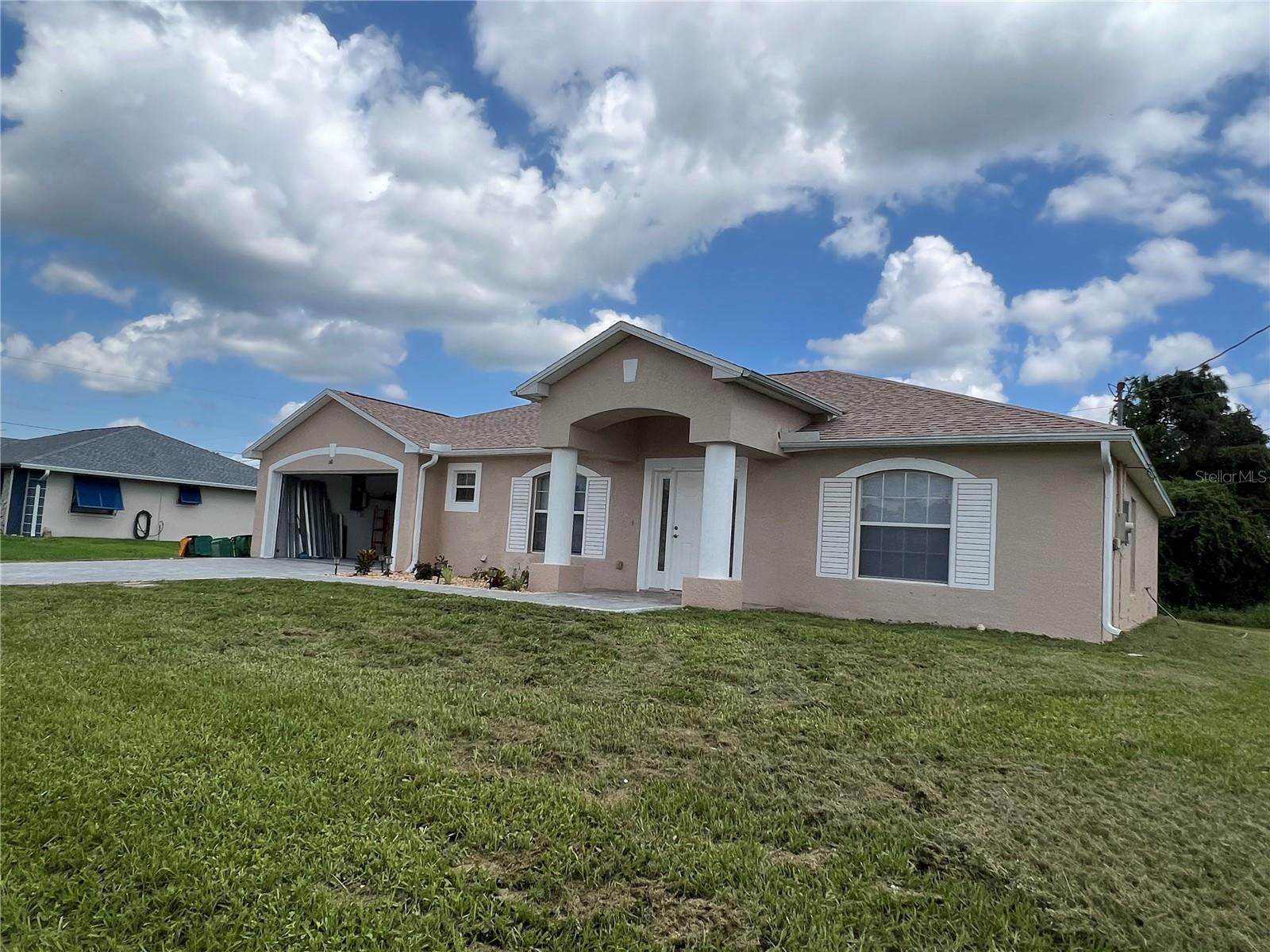 140 HARBOR BLVD, PORT CHARLOTTE, FL, 33954