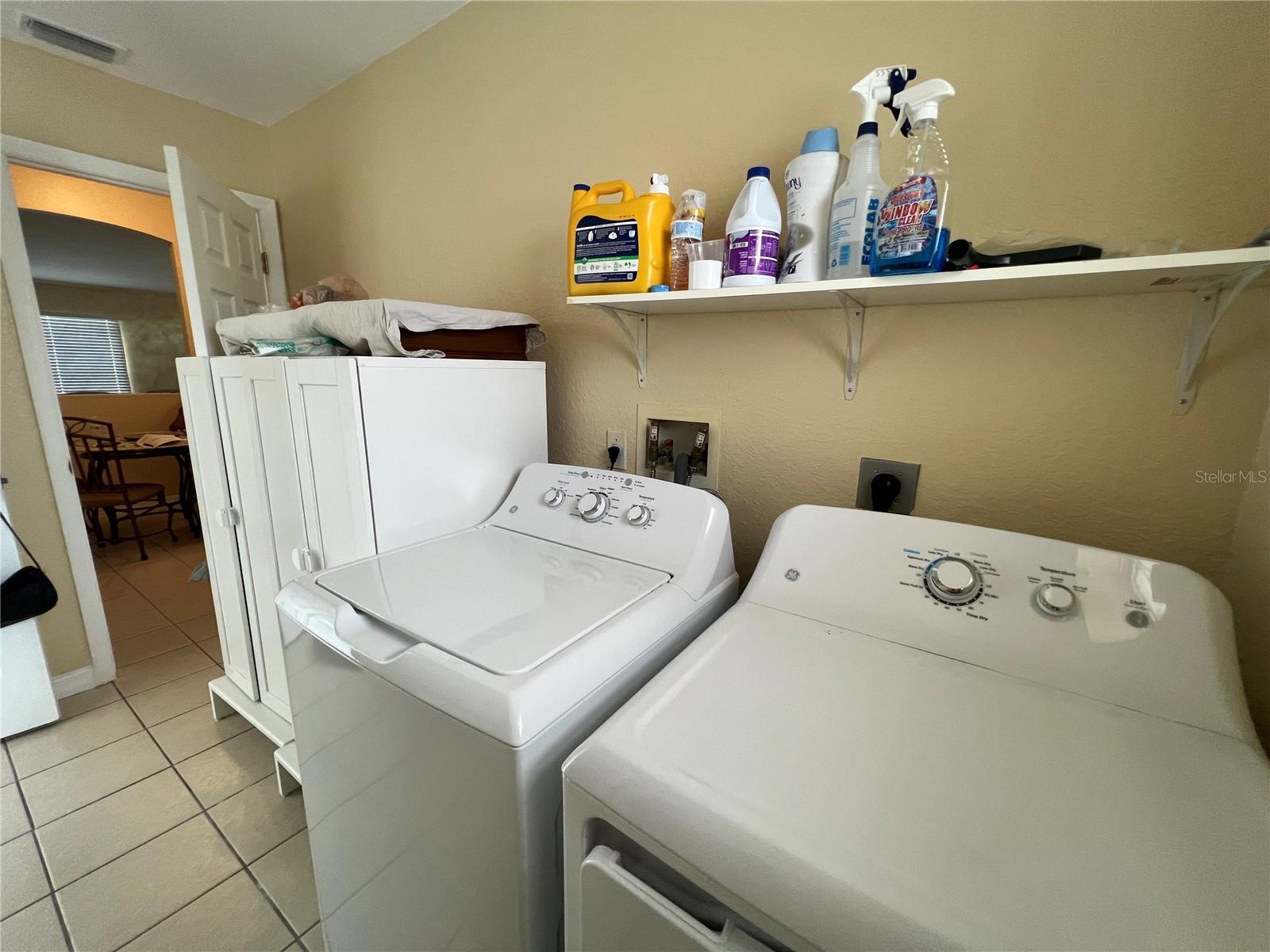 140 HARBOR BLVD, PORT CHARLOTTE, FL, 33954