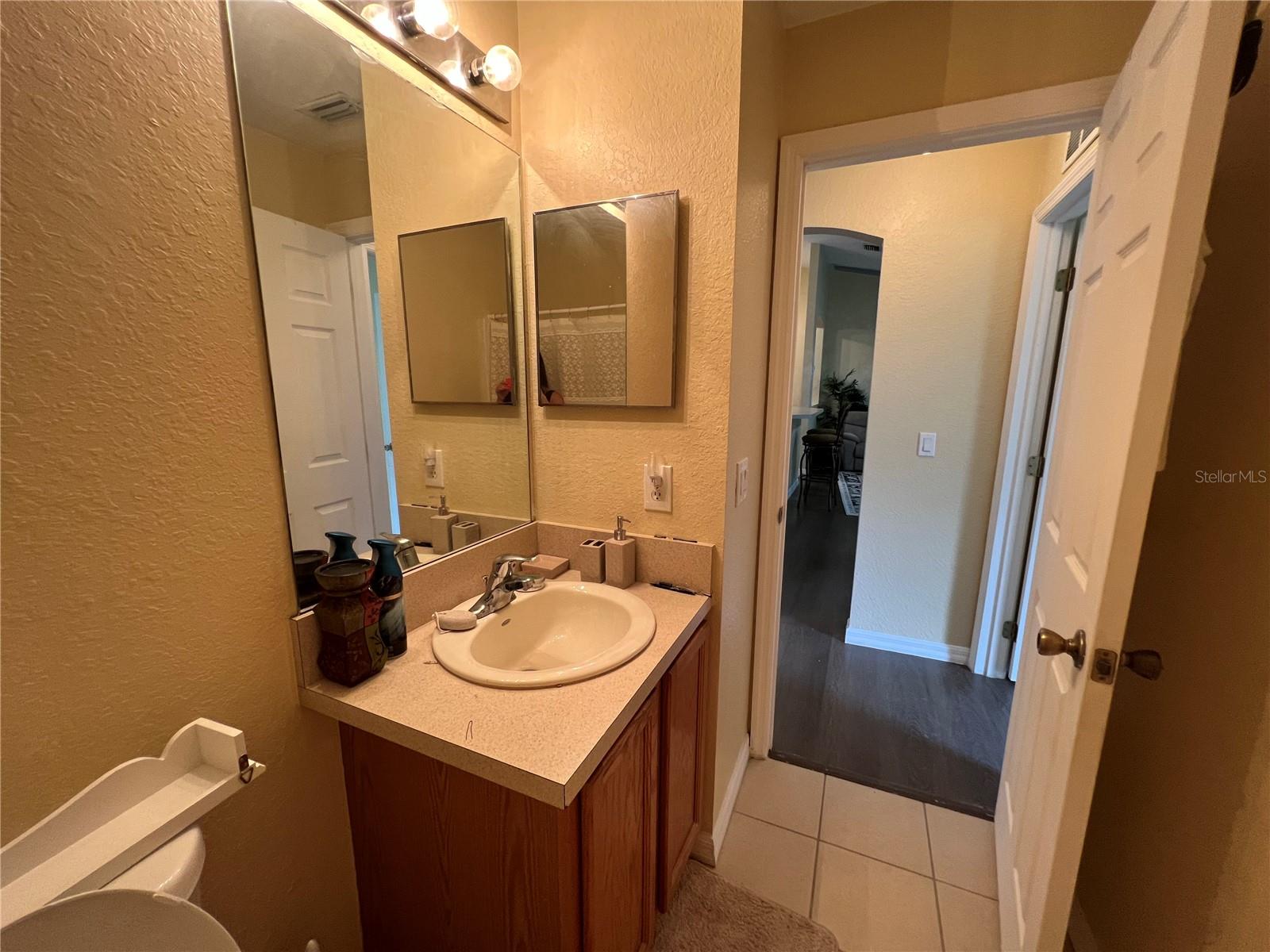 140 HARBOR BLVD, PORT CHARLOTTE, FL, 33954