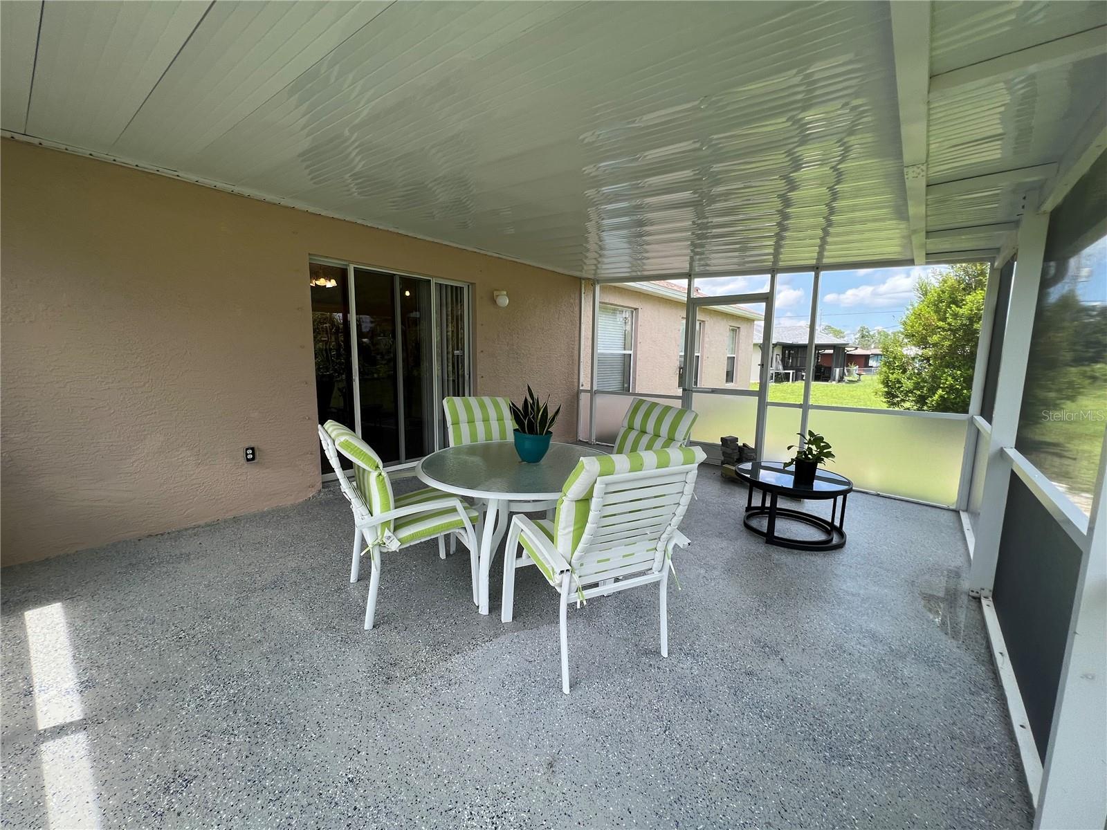 140 HARBOR BLVD, PORT CHARLOTTE, FL, 33954