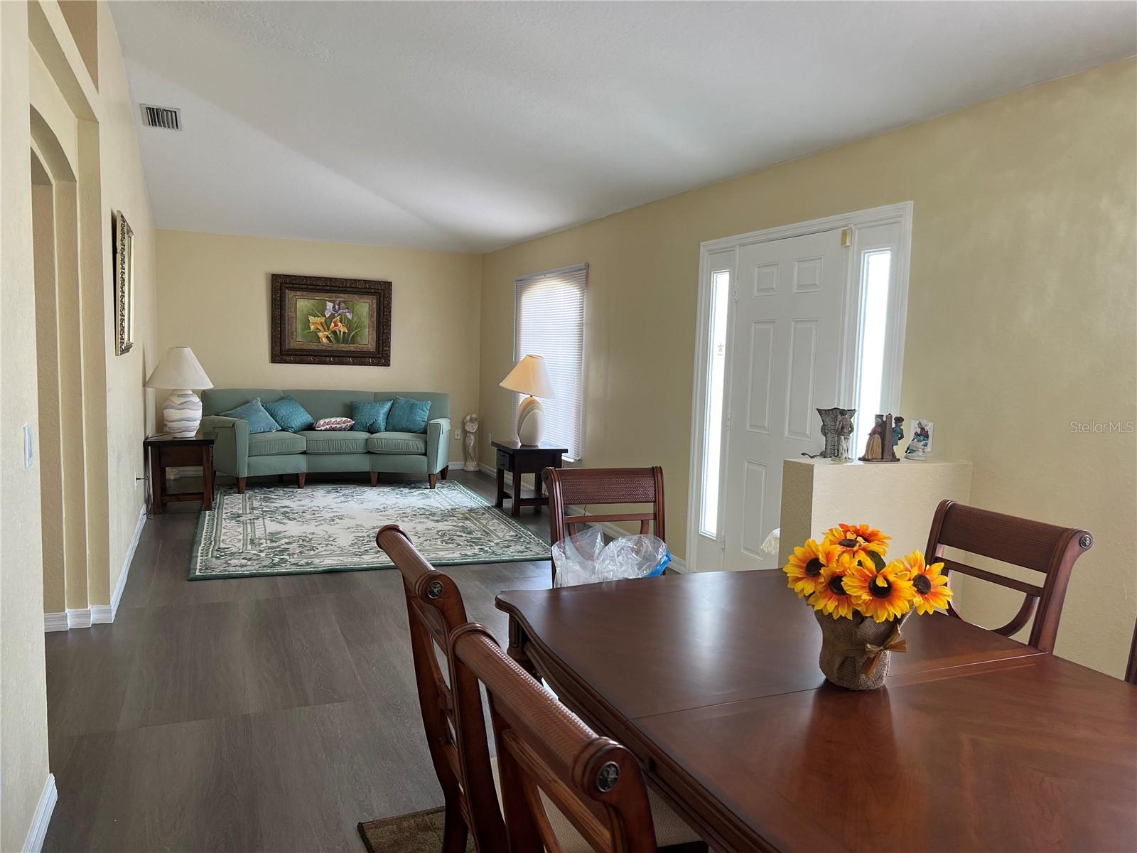 140 HARBOR BLVD, PORT CHARLOTTE, FL, 33954