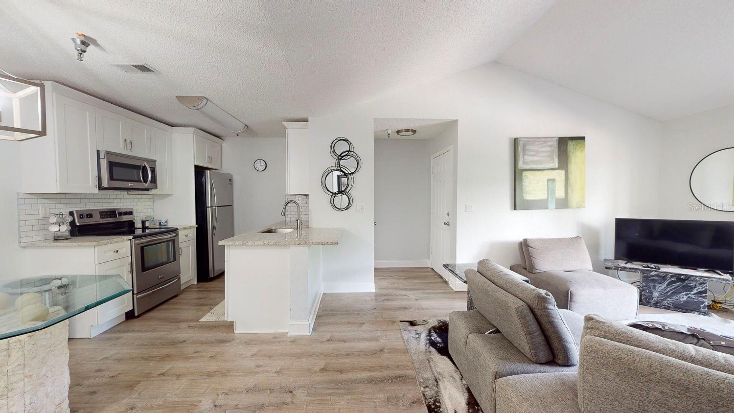 10265 GANDY BLVD N #1302, ST PETERSBURG, FL, 33702
