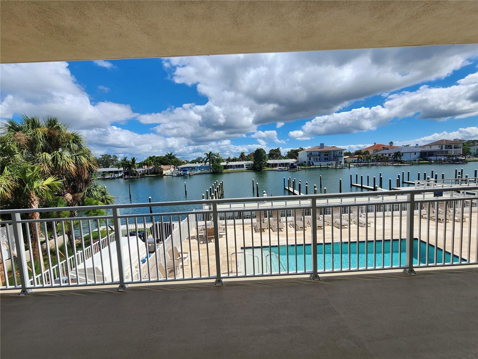 125 ISLAND WAY #201, CLEARWATER, FL, 33767