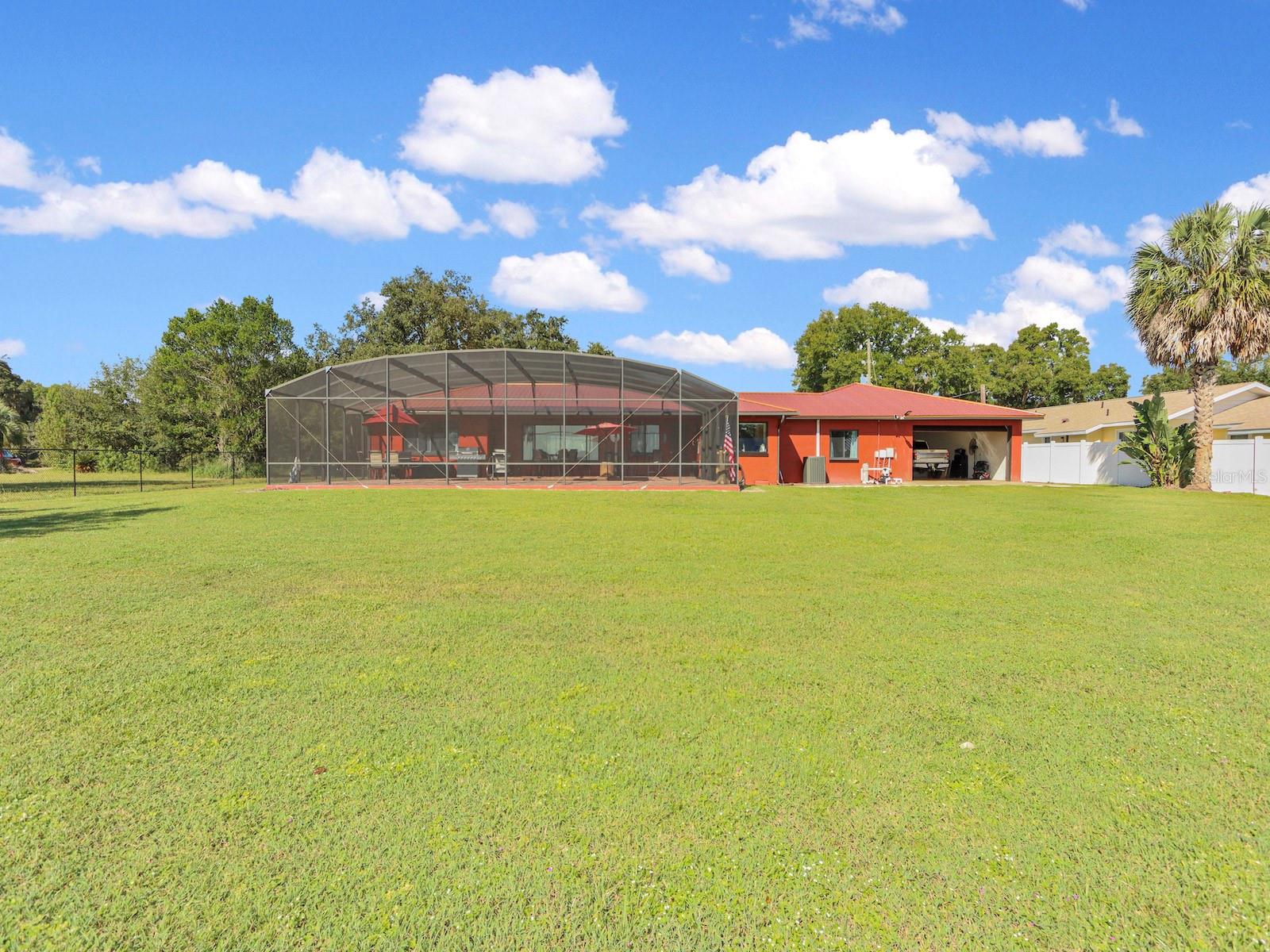 955 MANSFIELD RD, TAVARES, FL, 32778