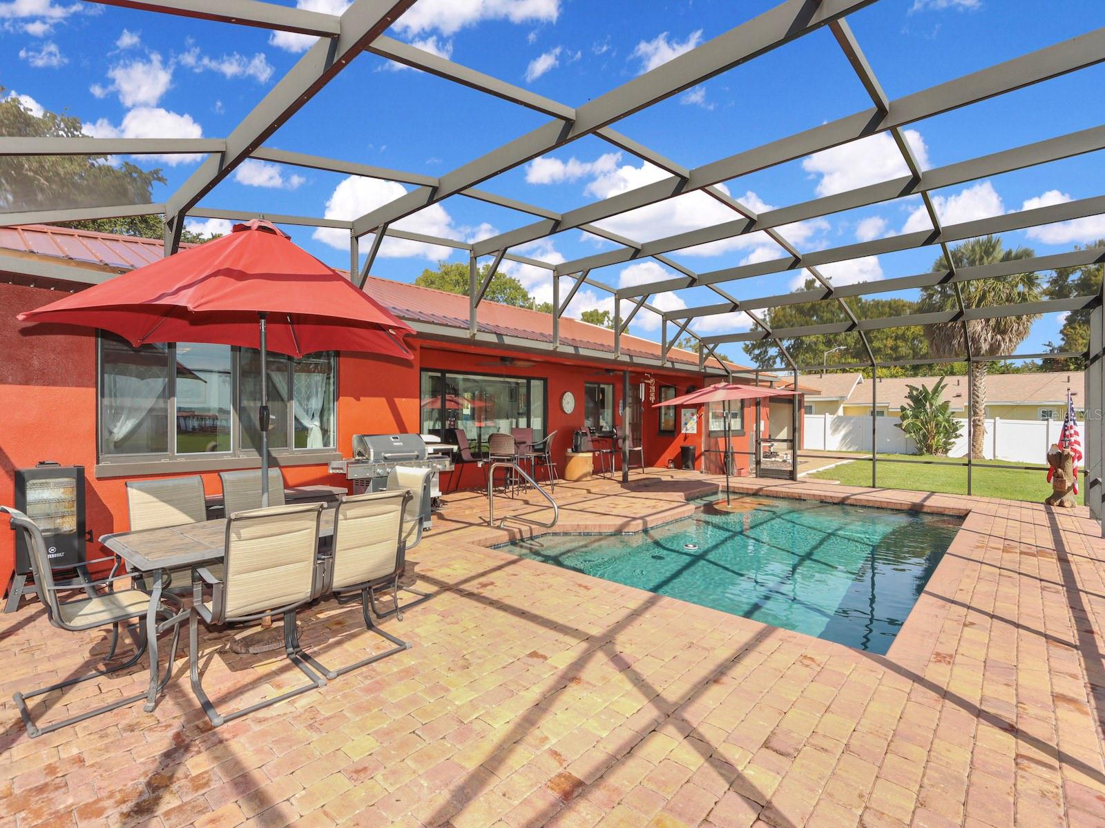 955 MANSFIELD RD, TAVARES, FL, 32778