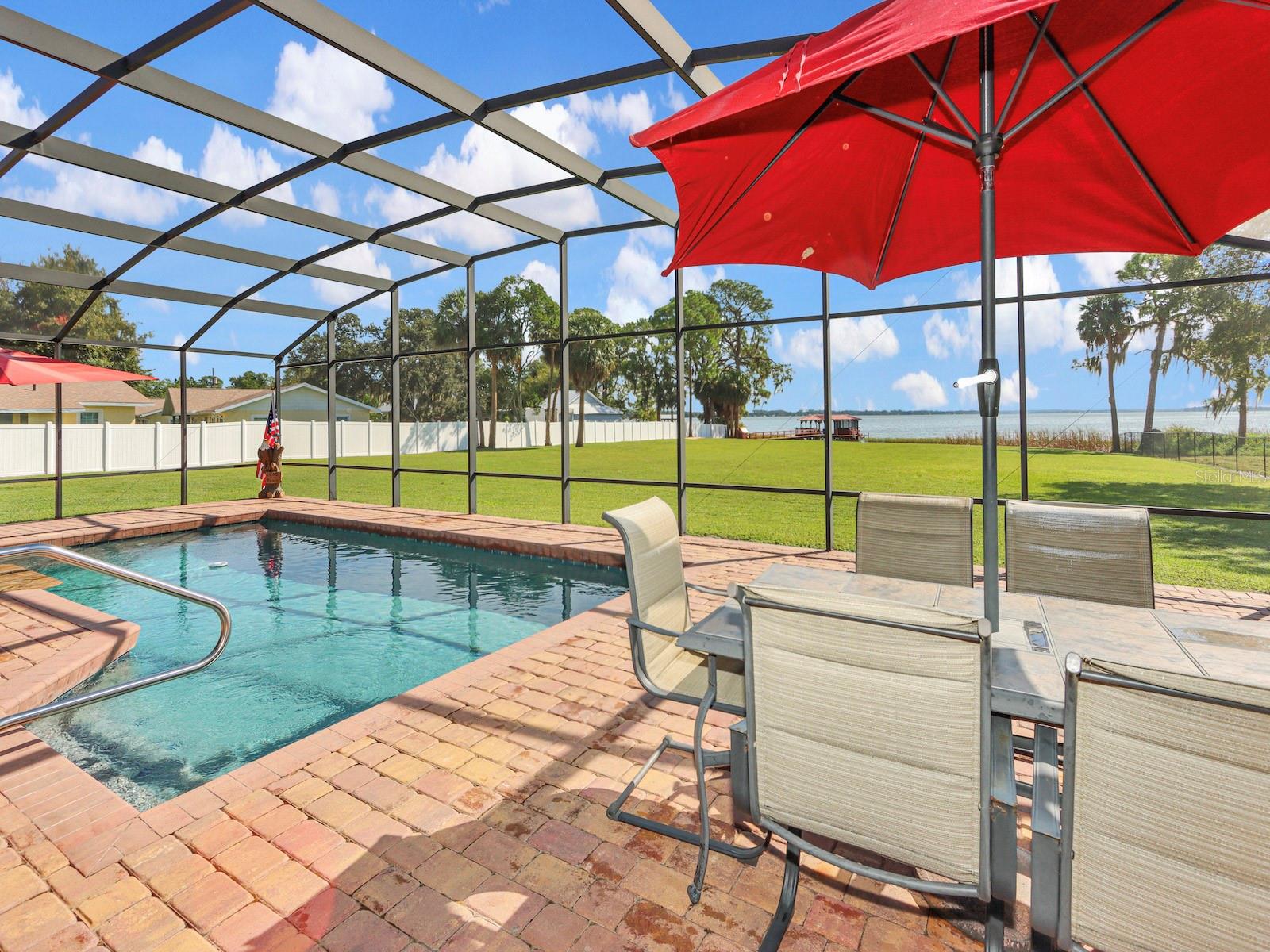 955 MANSFIELD RD, TAVARES, FL, 32778