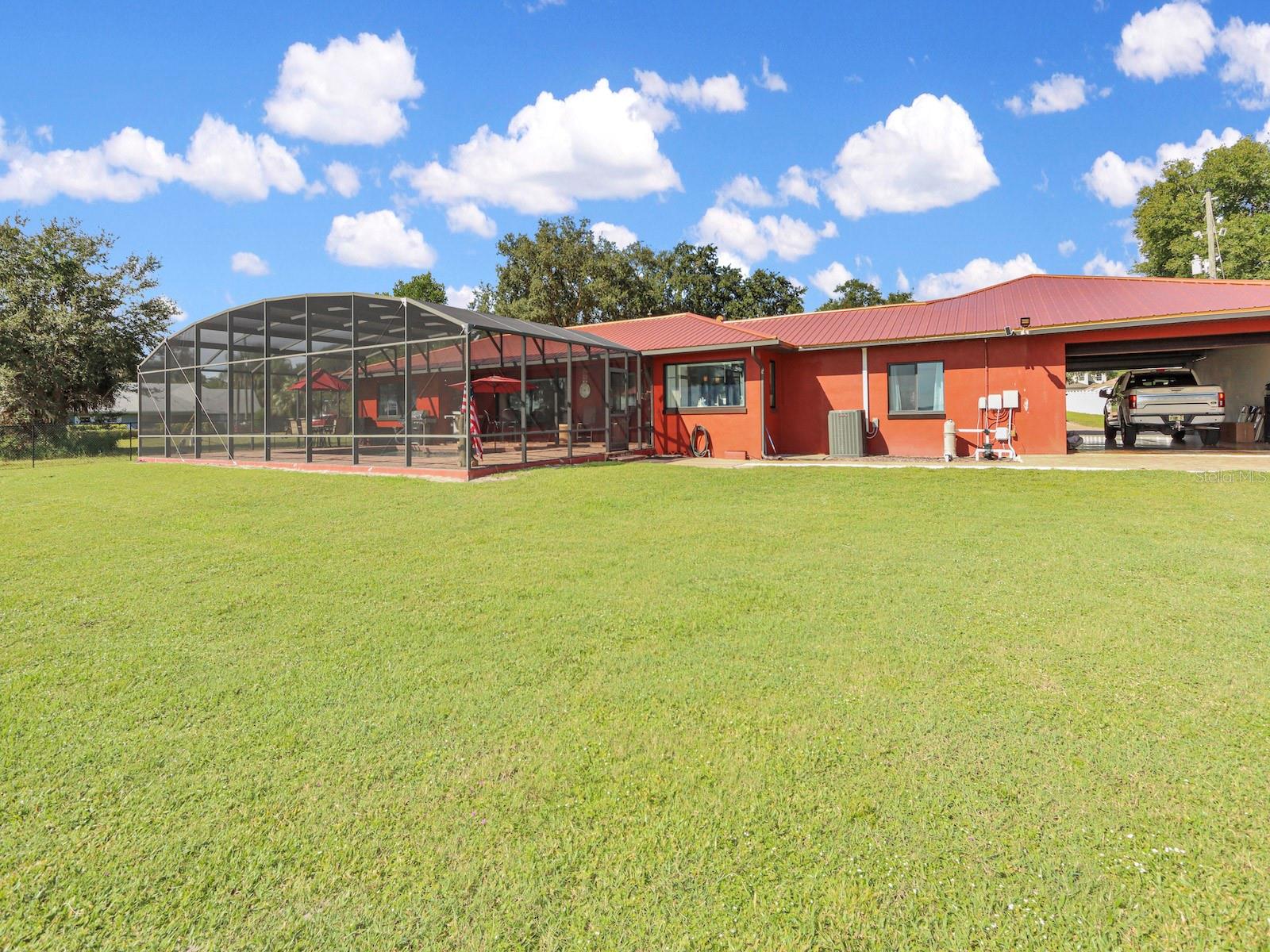 955 MANSFIELD RD, TAVARES, FL, 32778