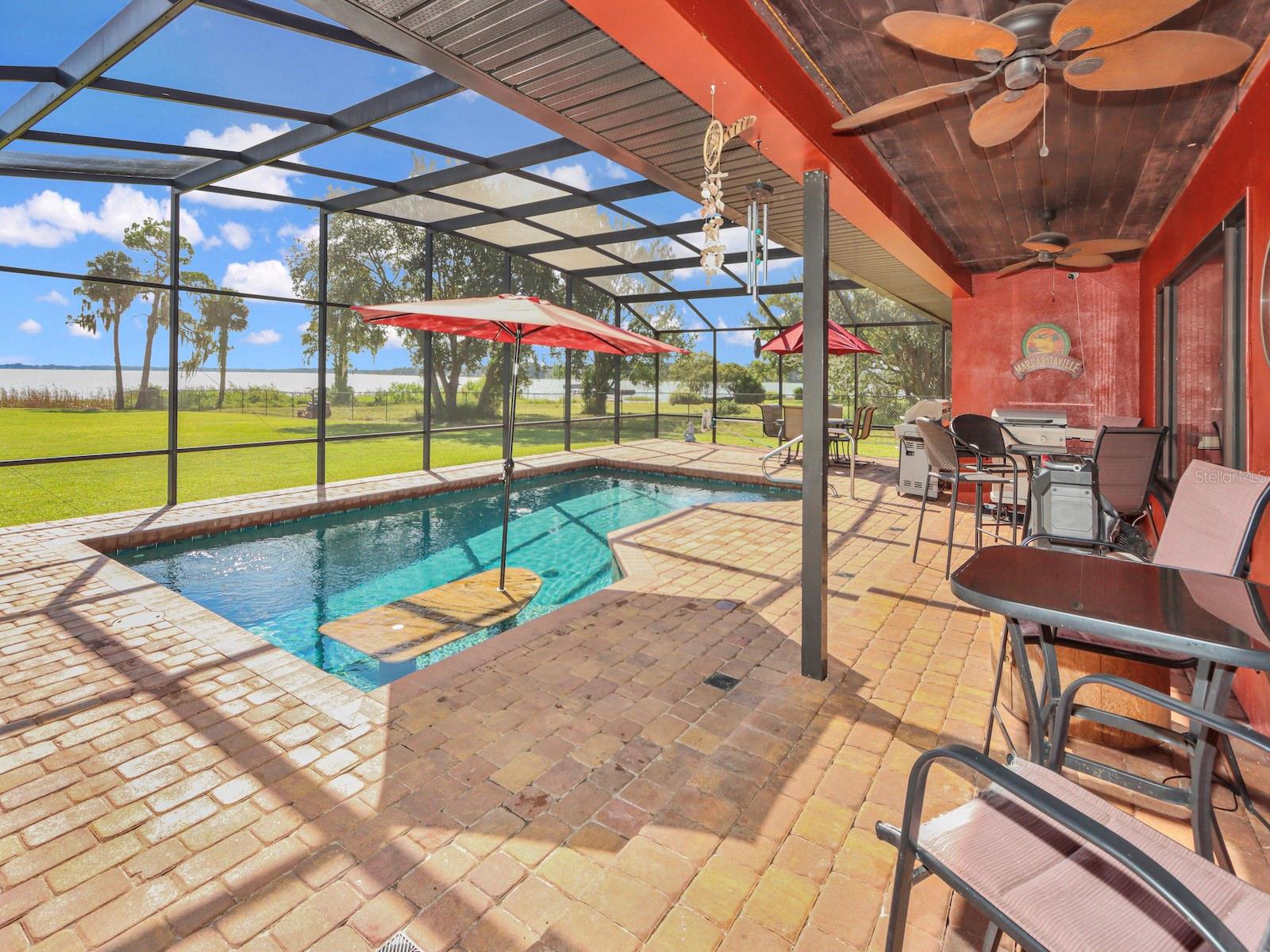 955 MANSFIELD RD, TAVARES, FL, 32778