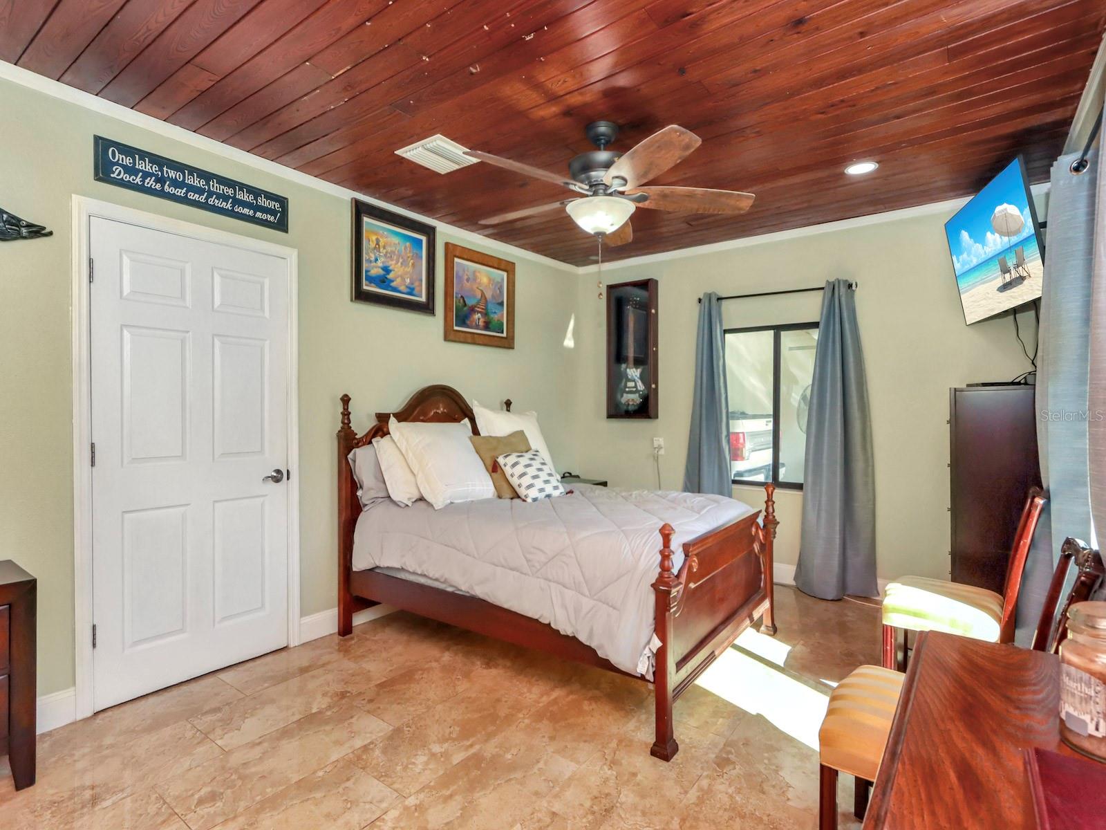 955 MANSFIELD RD, TAVARES, FL, 32778