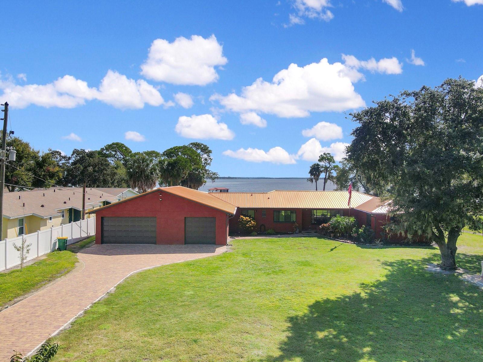 955 MANSFIELD RD, TAVARES, FL, 32778