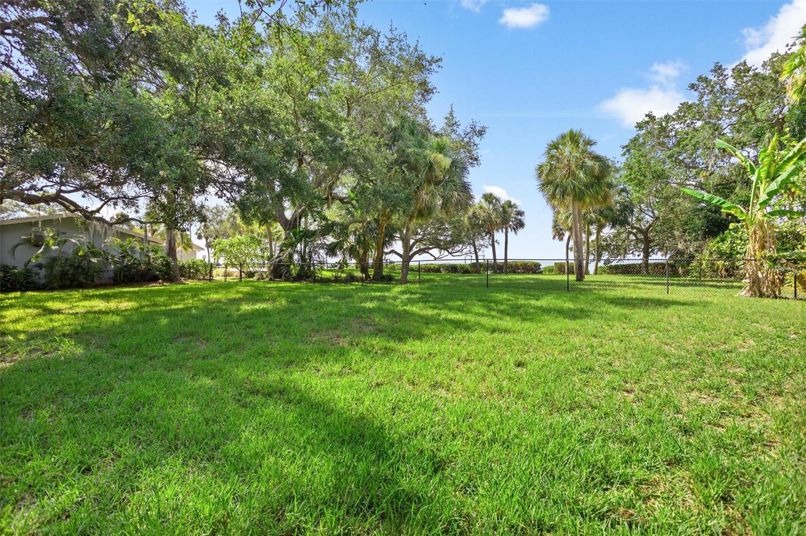 1130 FRIENDLY WAY S, ST PETERSBURG, FL, 33705