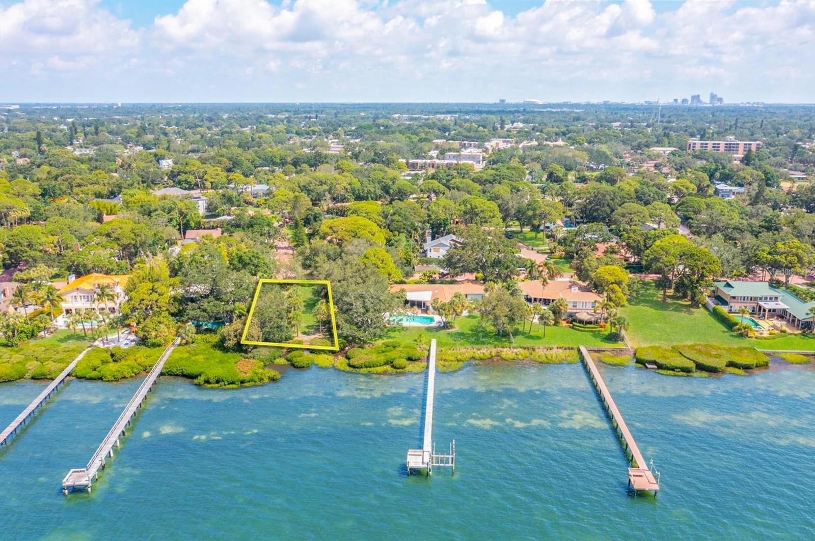 1130 FRIENDLY WAY S, ST PETERSBURG, FL, 33705