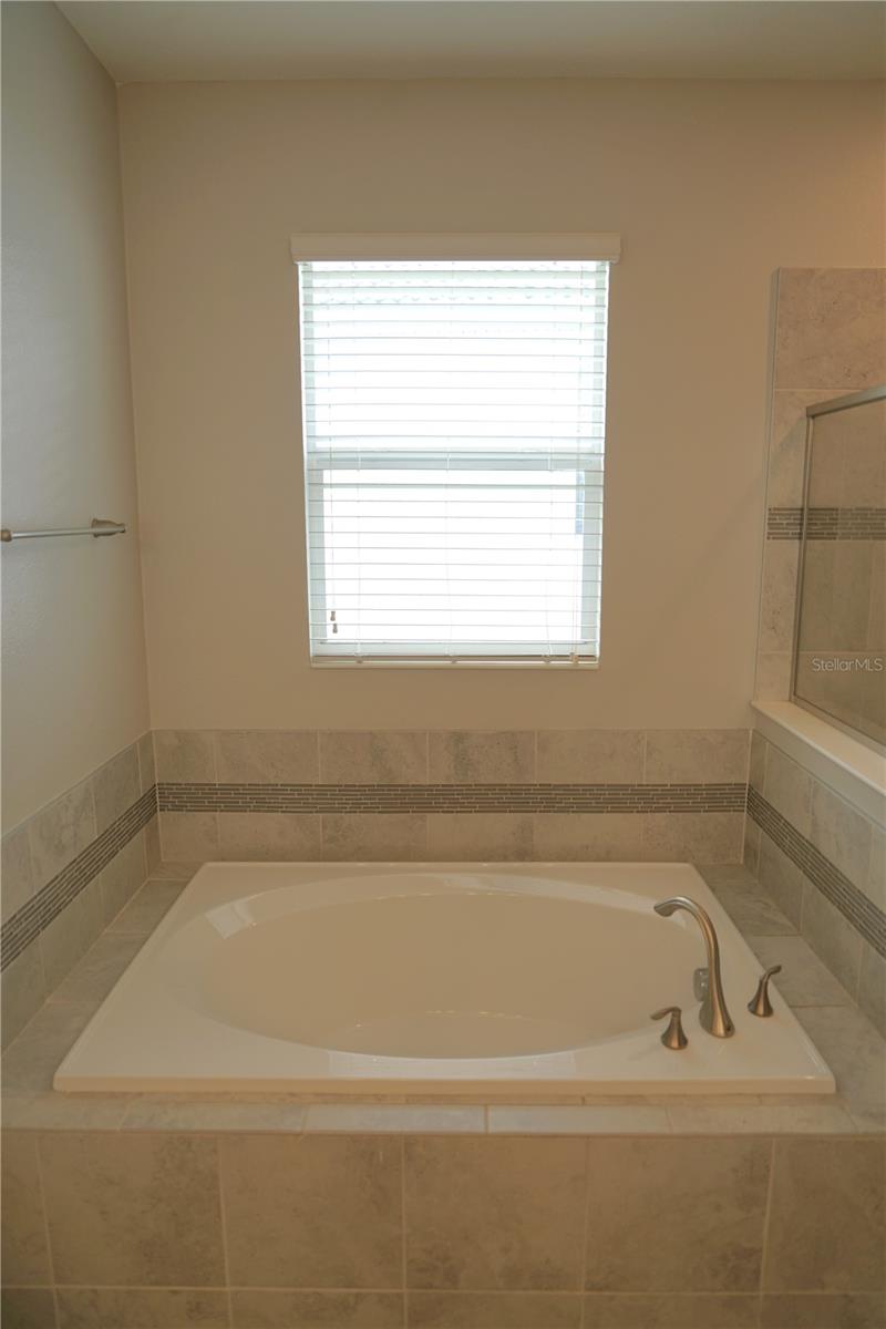 1444 BUNKER DR, DAVENPORT, FL, 33896