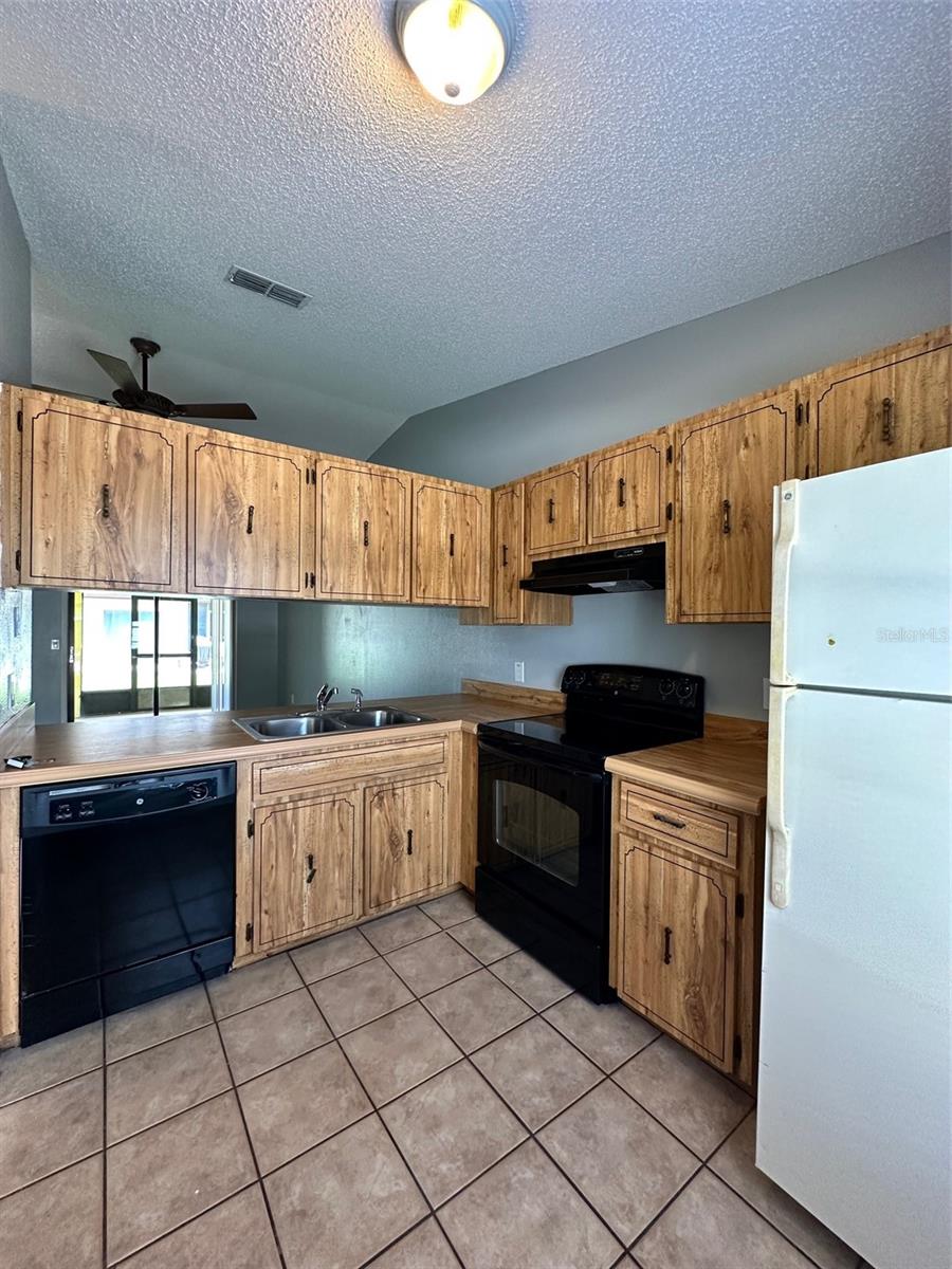 6431 DREXEL DR #2, PORT RICHEY, FL, 34668
