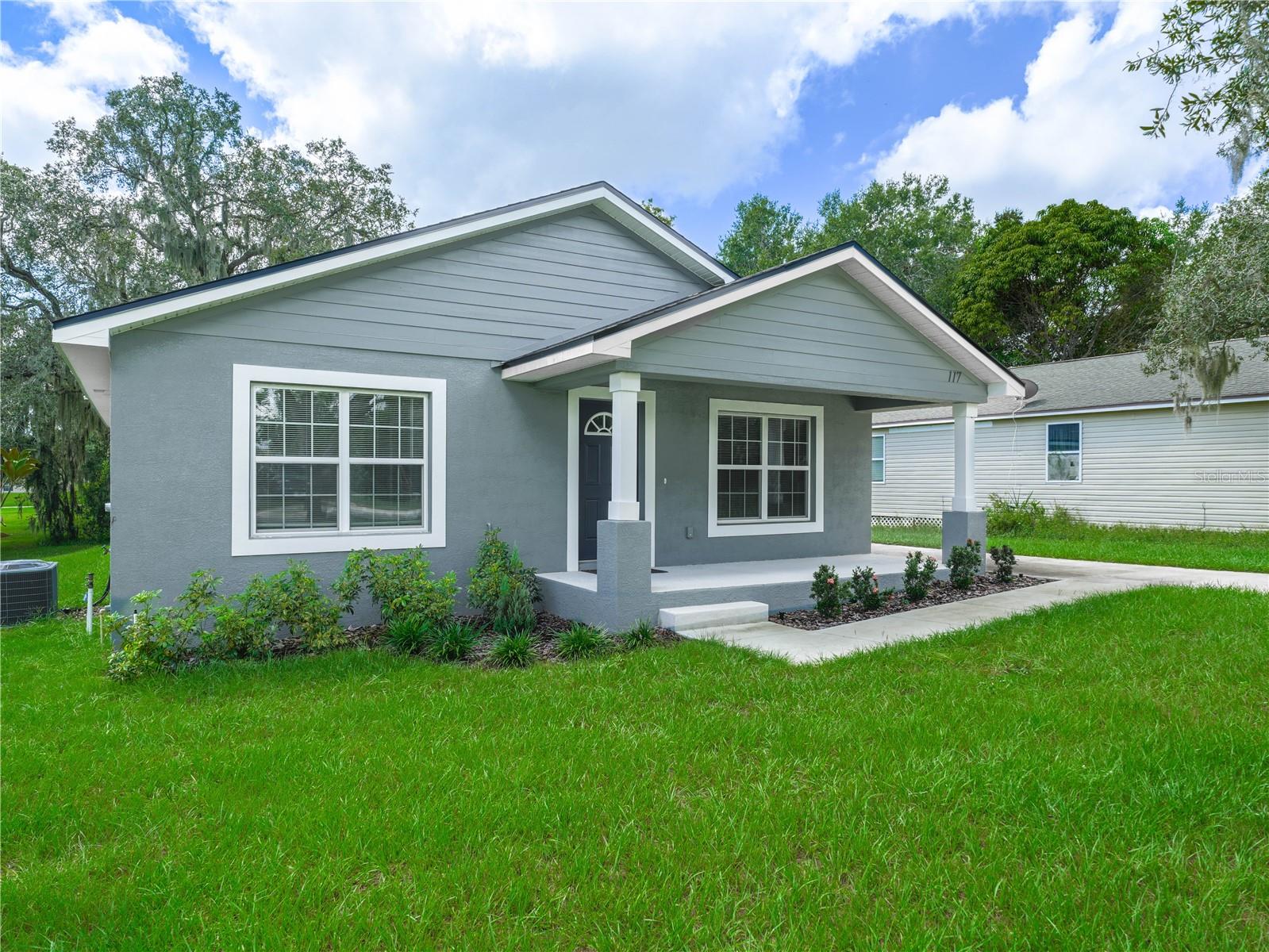 117 C ST, FROSTPROOF, FL, 33843