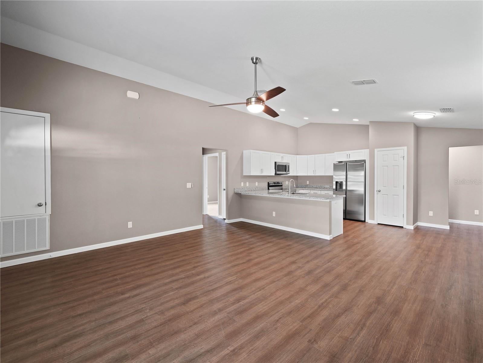 117 C ST, FROSTPROOF, FL, 33843