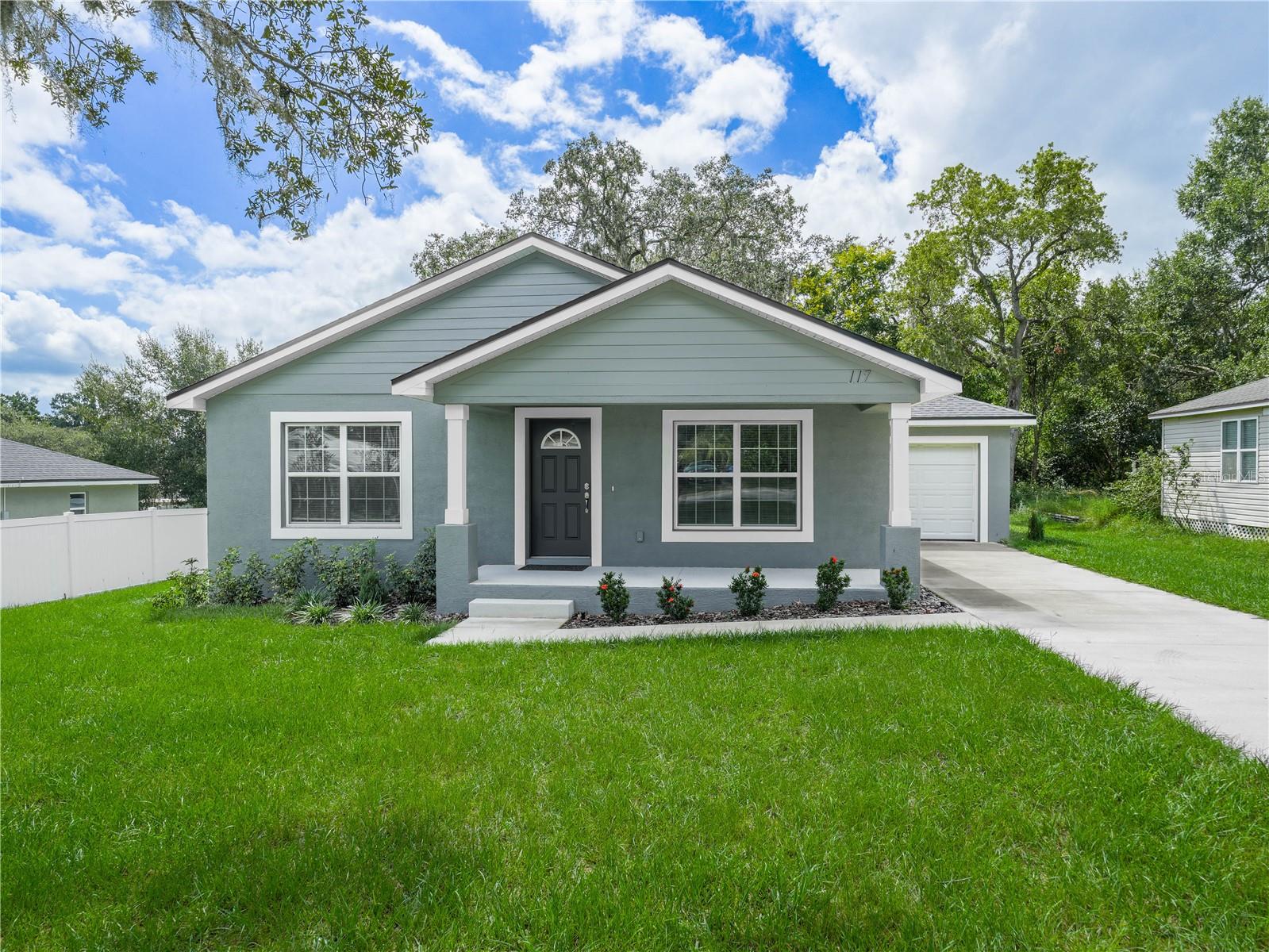117 C ST, FROSTPROOF, FL, 33843