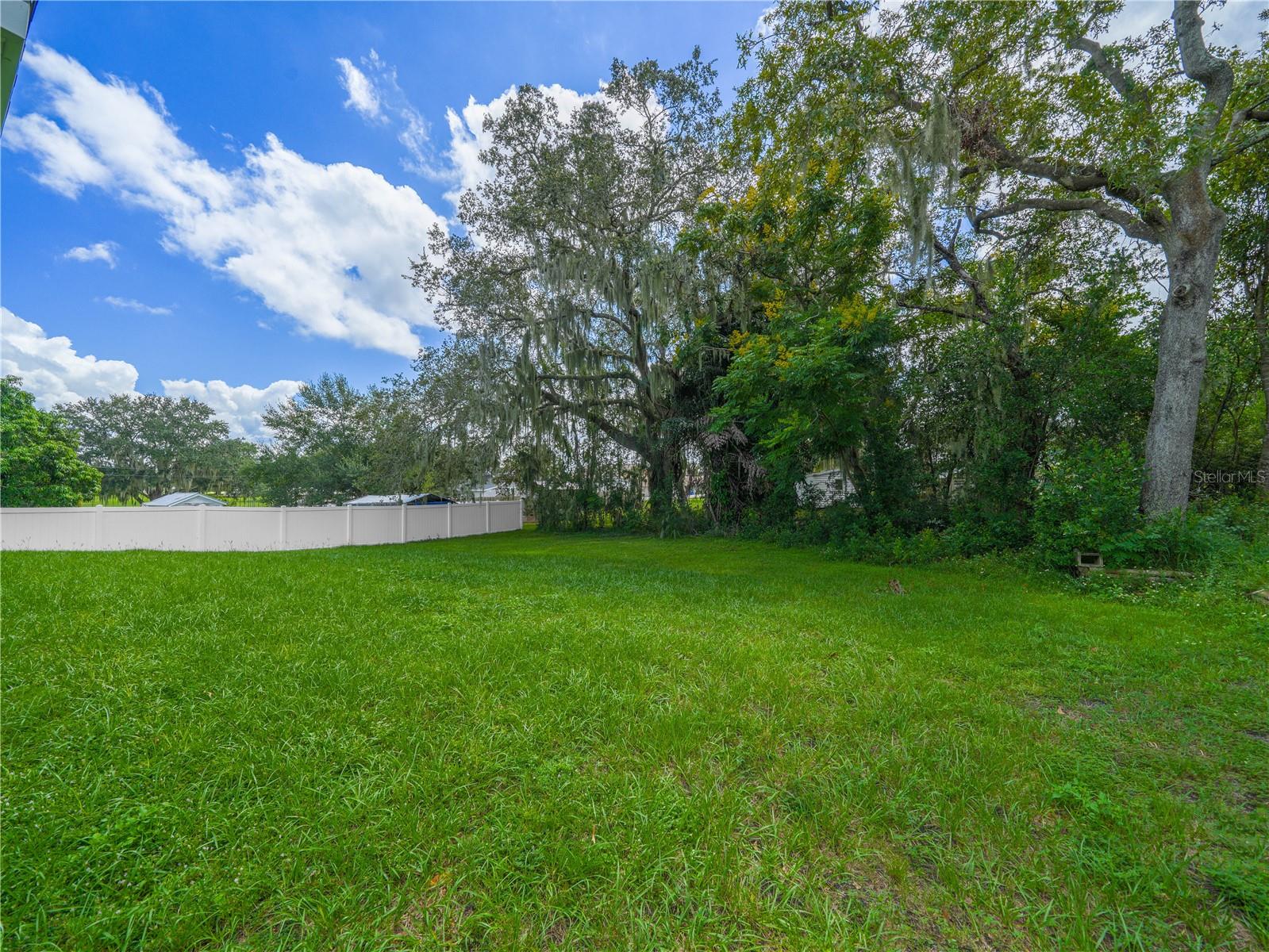 117 C ST, FROSTPROOF, FL, 33843
