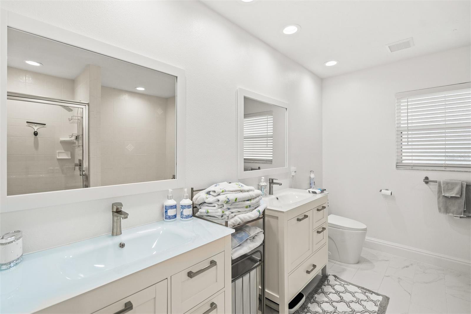 A4584688 Property Photo