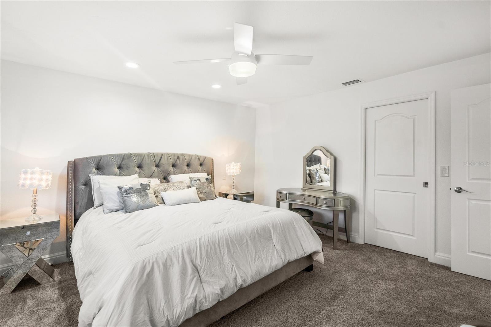 A4584688 Property Photo