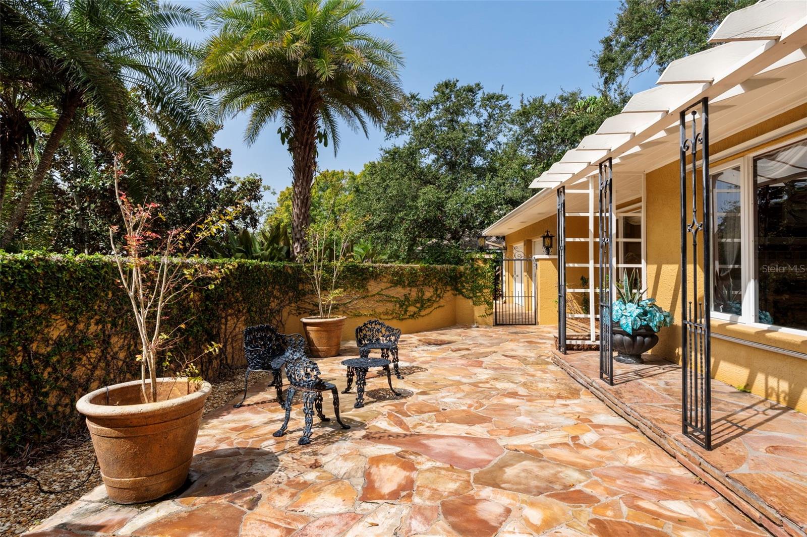1713 NORTH DR, SARASOTA, FL, 34239