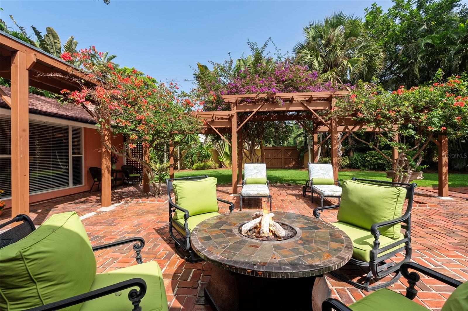 1713 NORTH DR, SARASOTA, FL, 34239