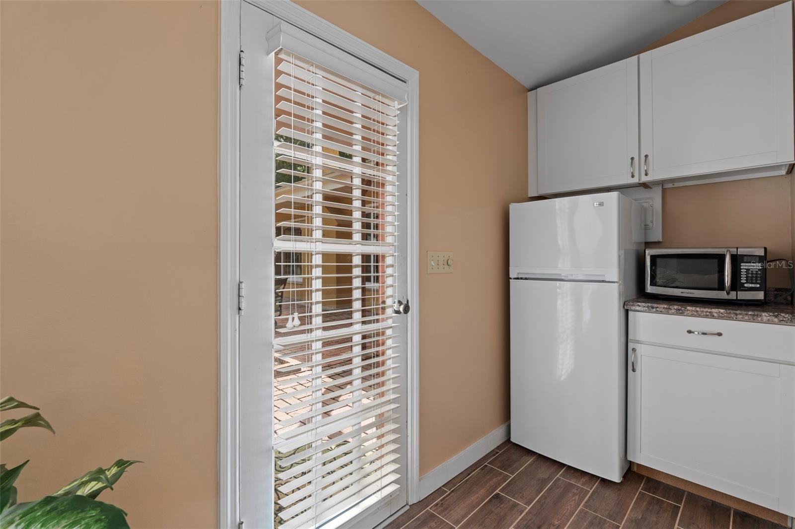 1713 NORTH DR, SARASOTA, FL, 34239