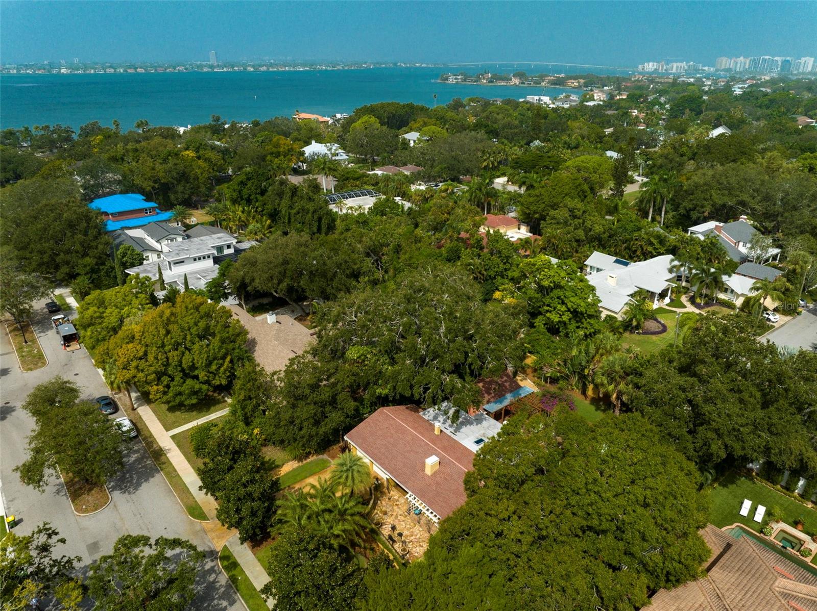 1713 NORTH DR, SARASOTA, FL, 34239