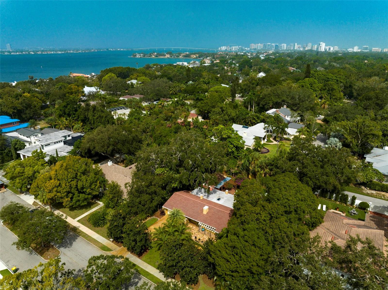 1713 NORTH DR, SARASOTA, FL, 34239