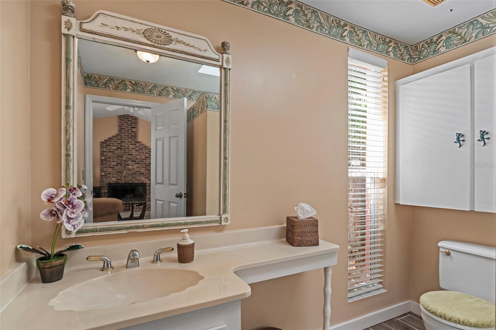 1713 NORTH DR, SARASOTA, FL, 34239