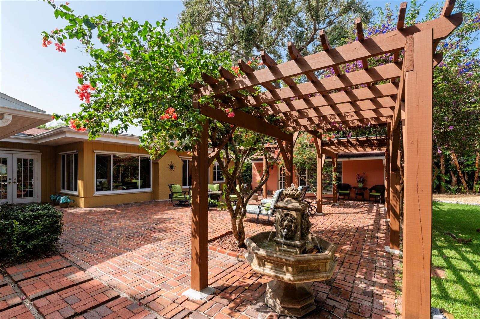 1713 NORTH DR, SARASOTA, FL, 34239