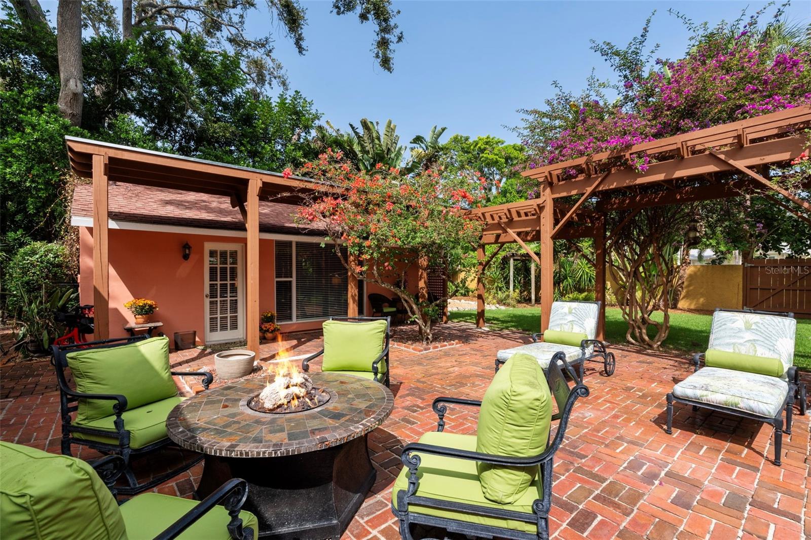 1713 NORTH DR, SARASOTA, FL, 34239