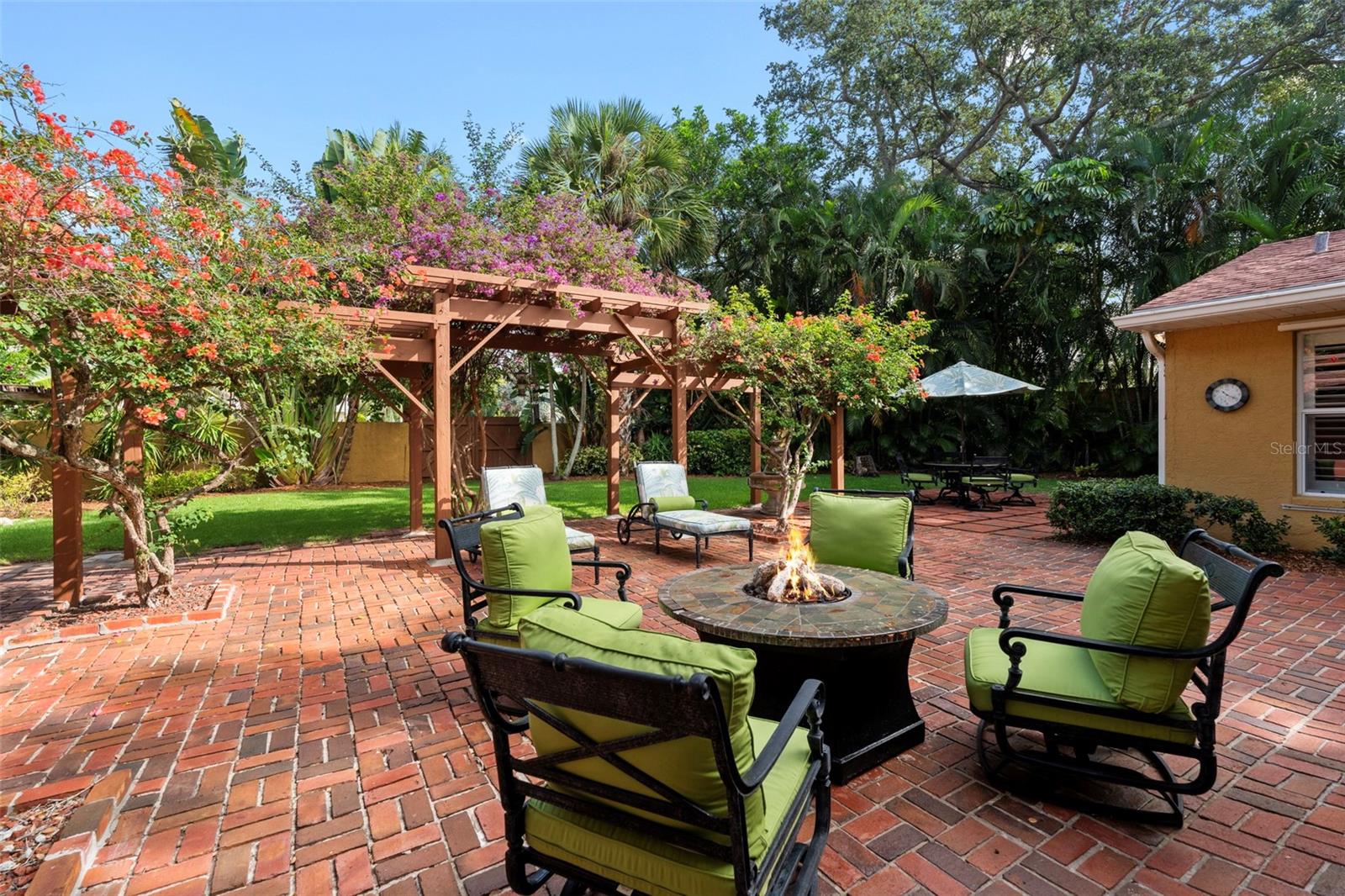 1713 NORTH DR, SARASOTA, FL, 34239