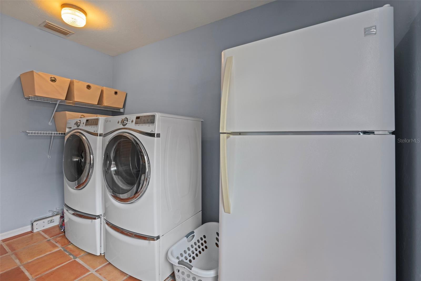 1713 NORTH DR, SARASOTA, FL, 34239