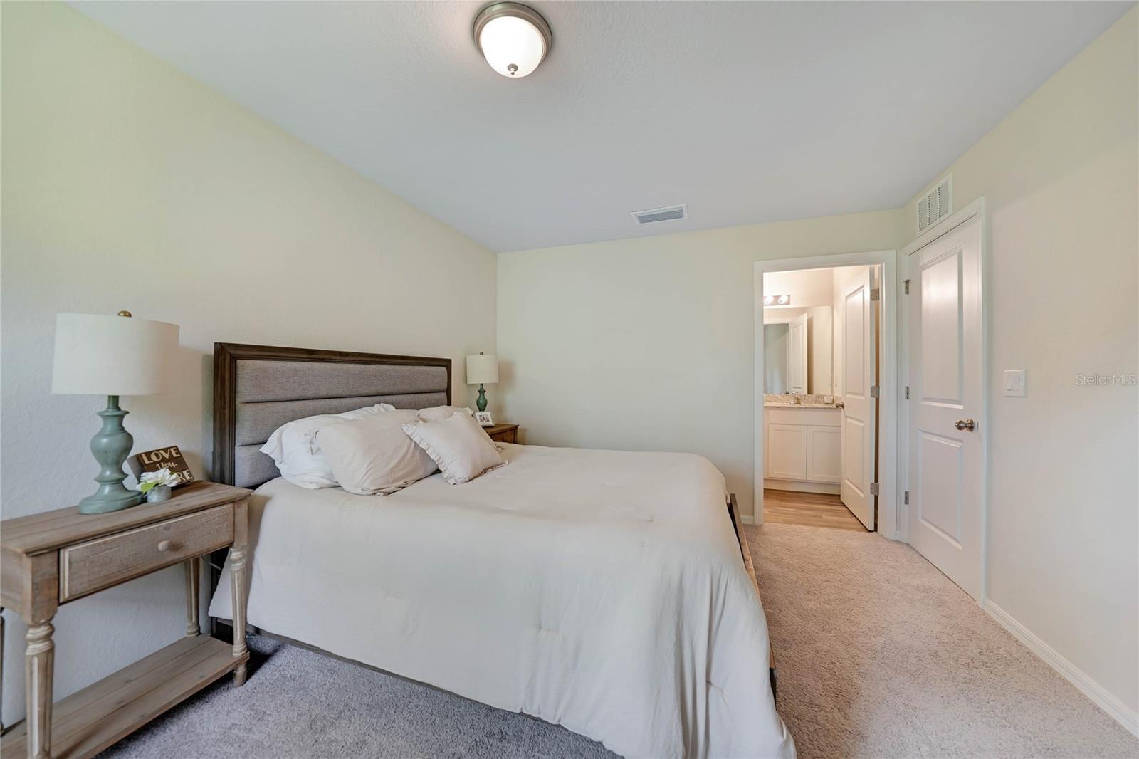 23421 PATERA AVE, PORT CHARLOTTE, FL, 33980