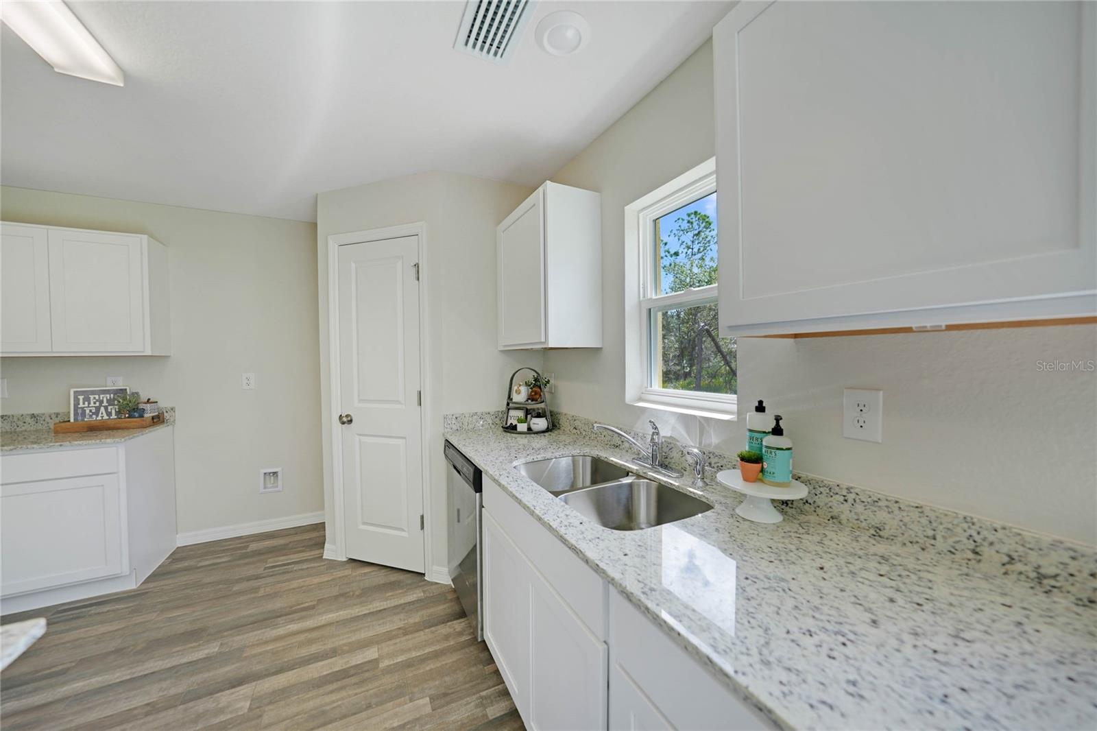 23421 PATERA AVE, PORT CHARLOTTE, FL, 33980