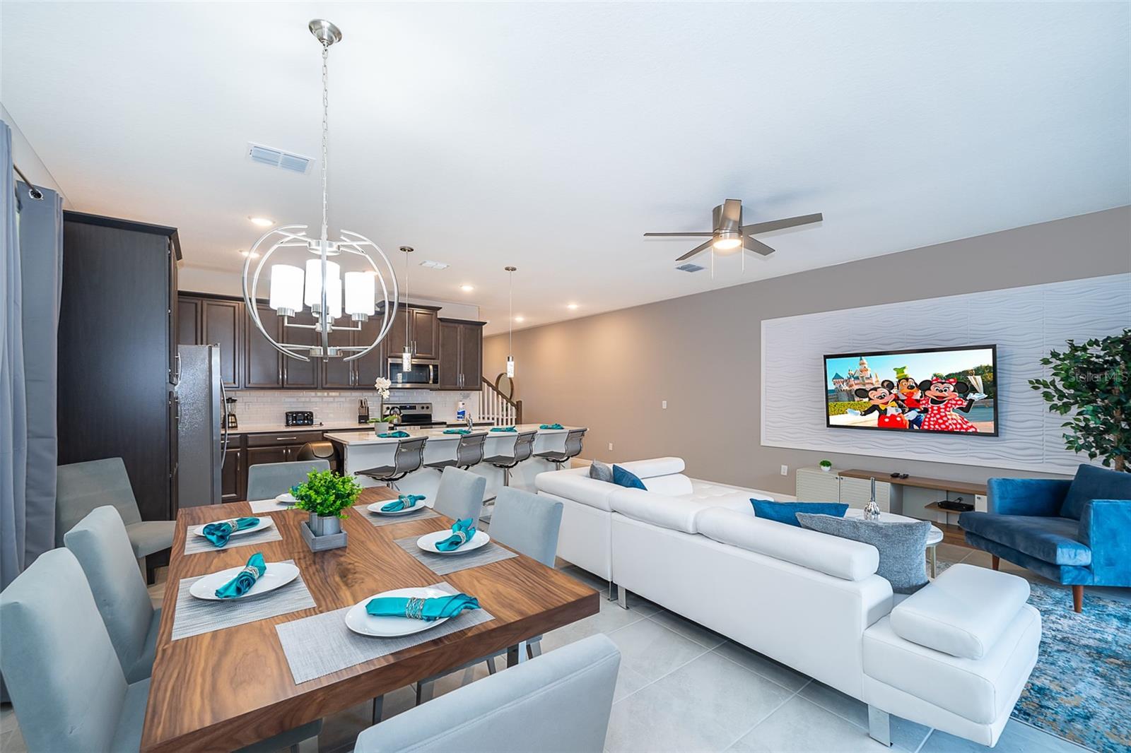 1636 TROPICAL PALMS CIR, KISSIMMEE, FL, 34747