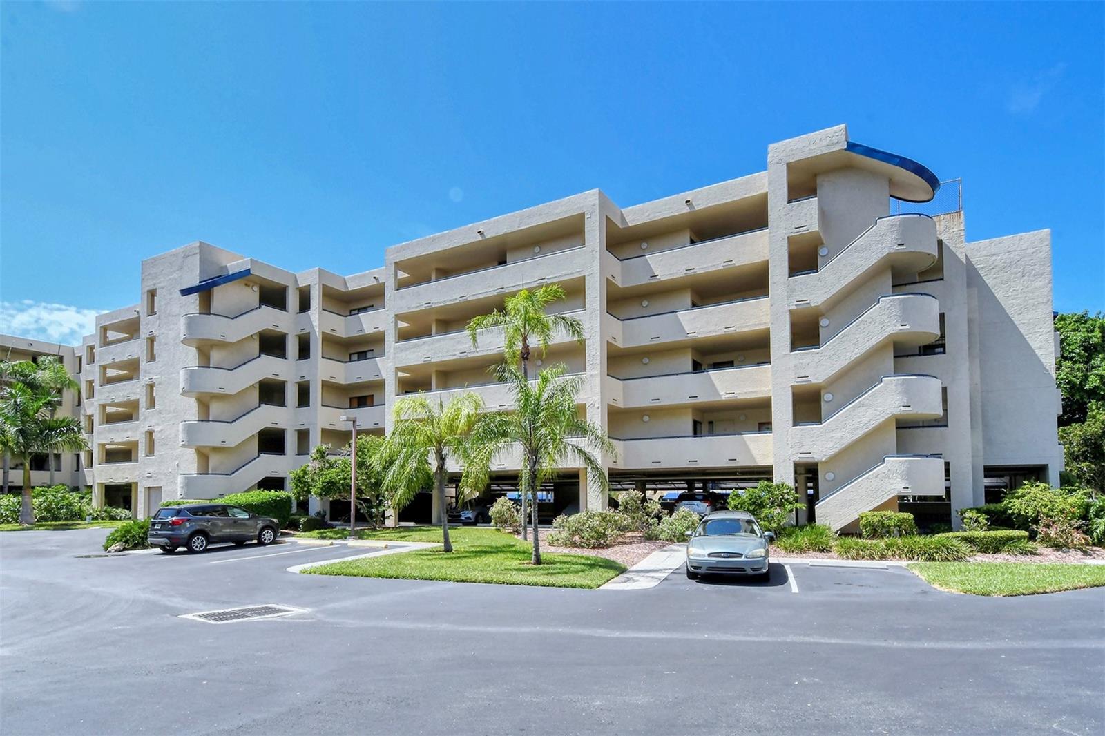 835 S OSPREY AVE #201, SARASOTA, FL, 34236