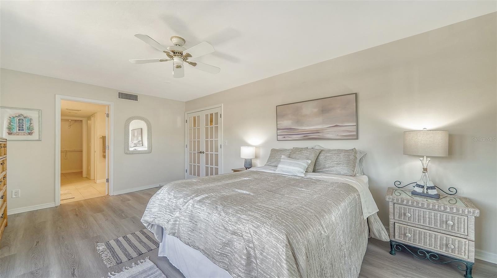 835 S OSPREY AVE #201, SARASOTA, FL, 34236