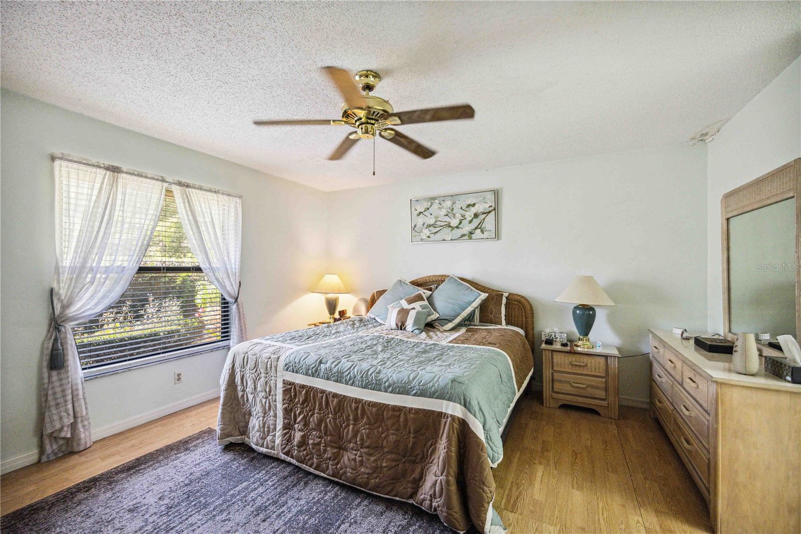 1325 BANCHORY LN LN #7, SARASOTA, FL, 34237