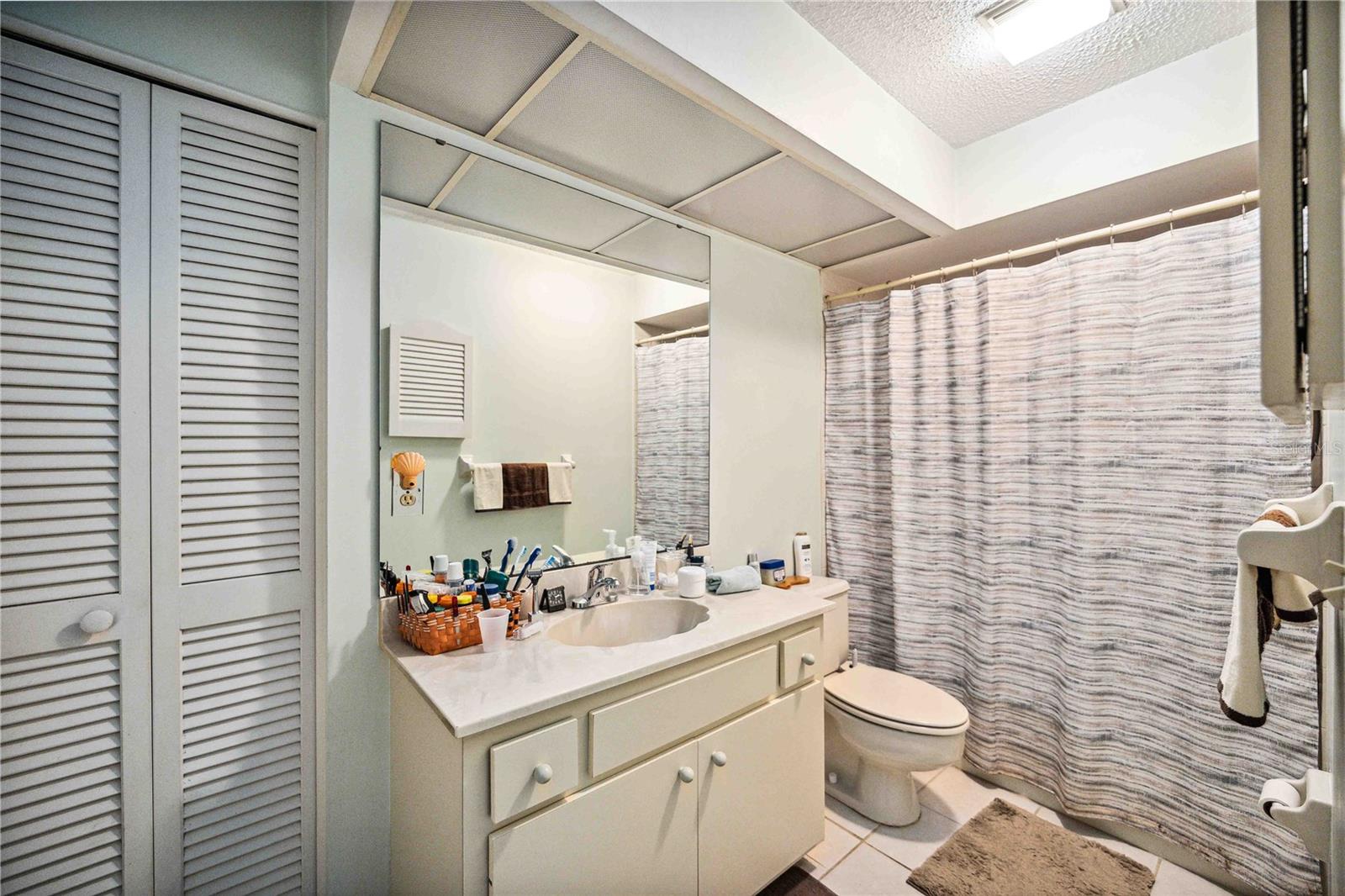 1325 BANCHORY LN LN #7, SARASOTA, FL, 34237