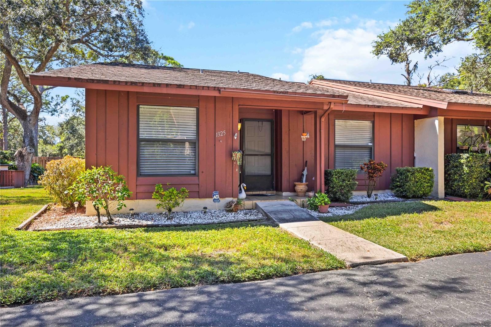 1325 BANCHORY LN LN #7, SARASOTA, FL, 34237