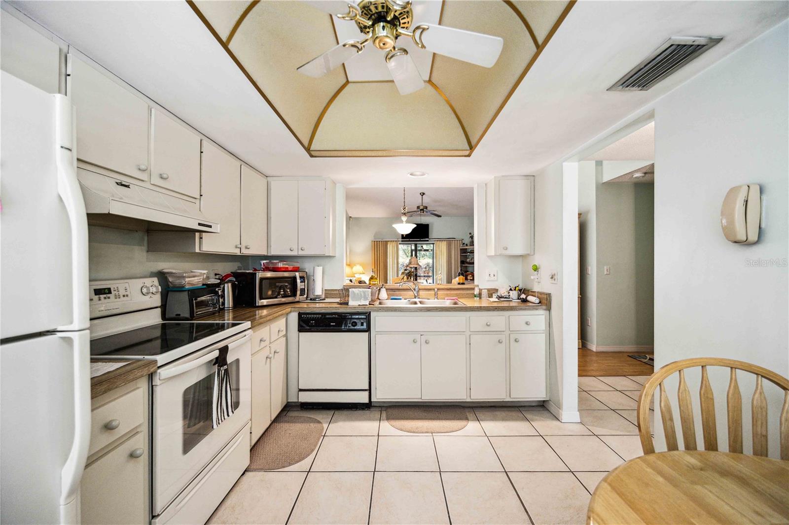 1325 BANCHORY LN LN #7, SARASOTA, FL, 34237