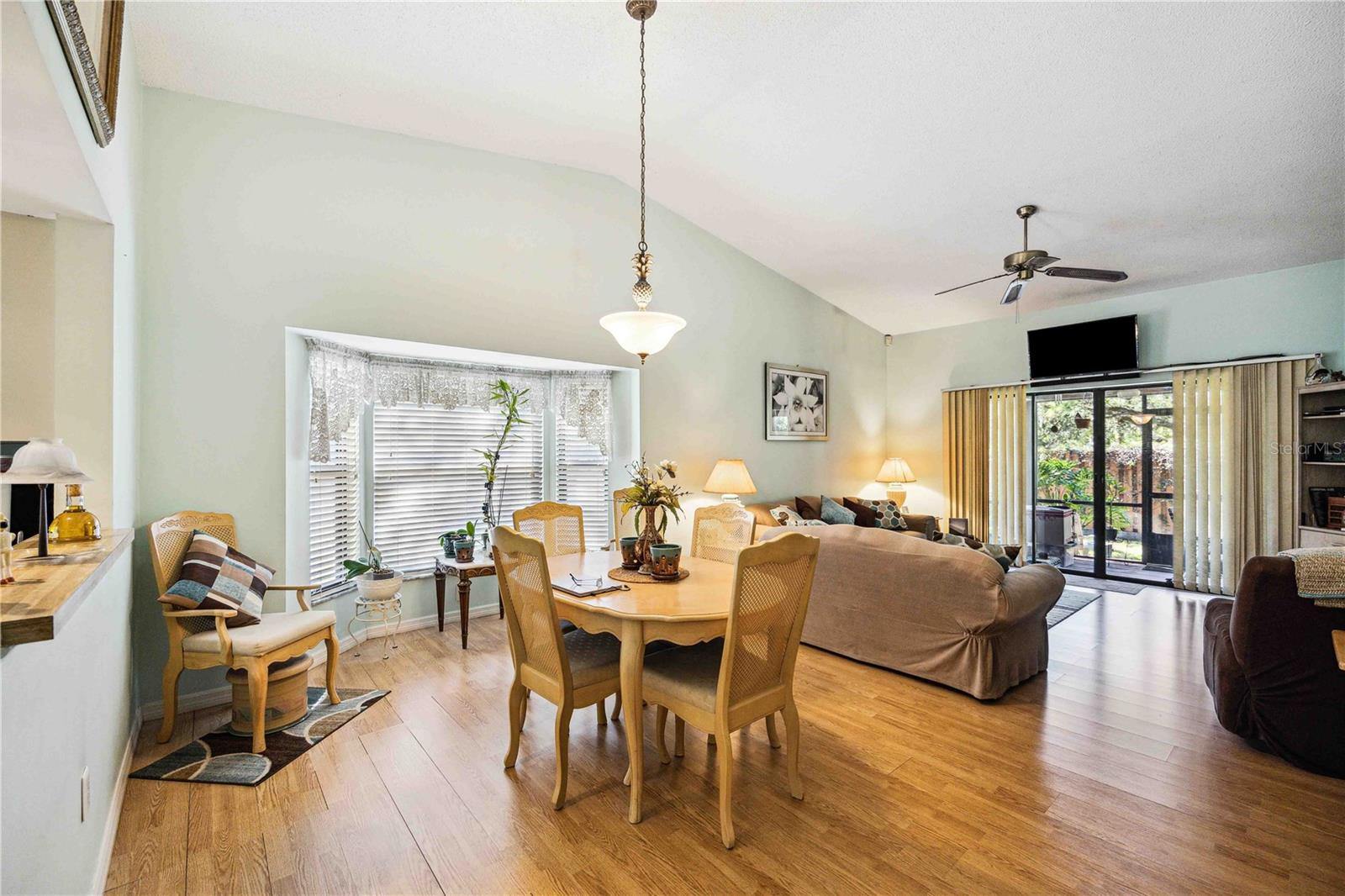 1325 BANCHORY LN LN #7, SARASOTA, FL, 34237