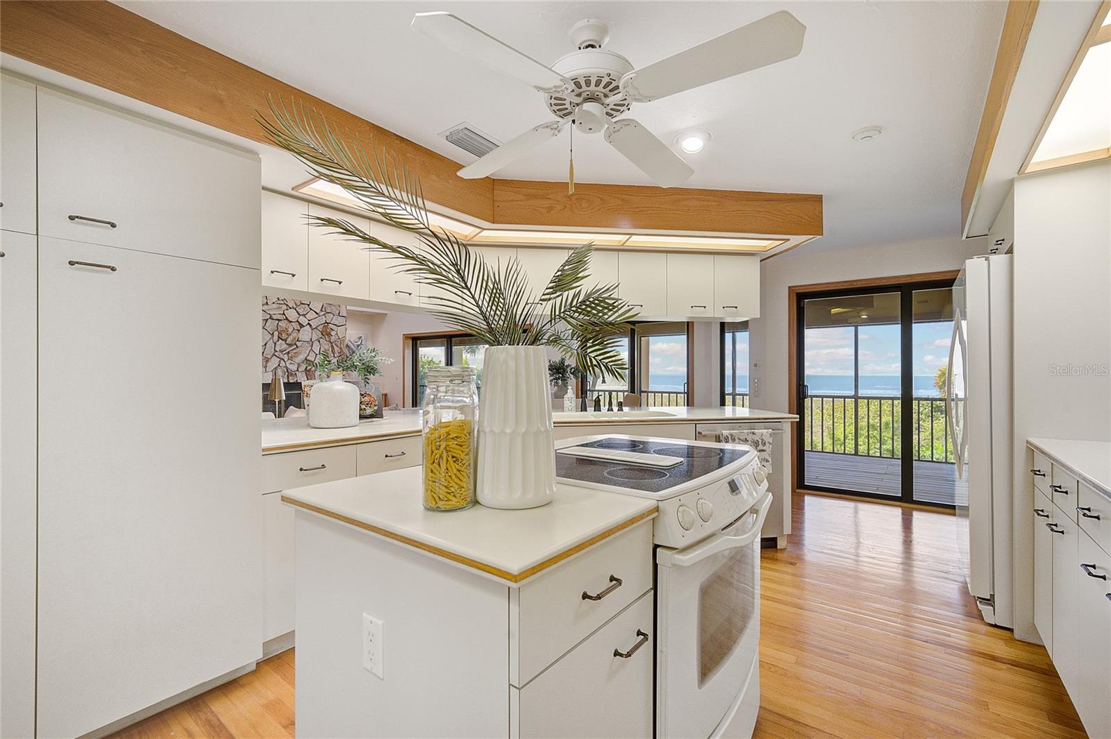 1172 HORIZON VIEW DR, SARASOTA, FL, 34242