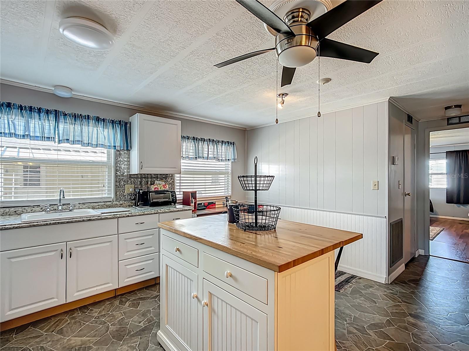 6739 KENSINGTON DR NE, WINTER HAVEN, FL, 33881